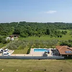 Casa Claudia Villa *