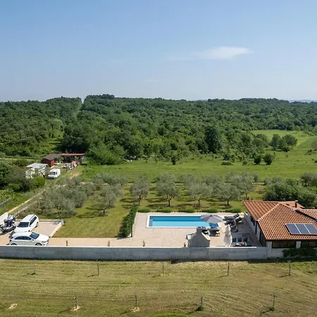 Casa Claudia Villa *