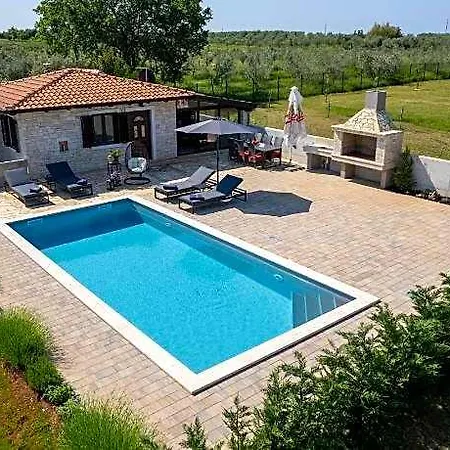 Casa Claudia 빌라