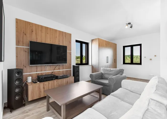 Casa Claudia Villa *