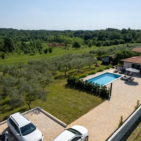 Casa Claudia Villa *